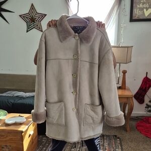 Elegant Women's Tan Teddy Jacket with Fur Trim